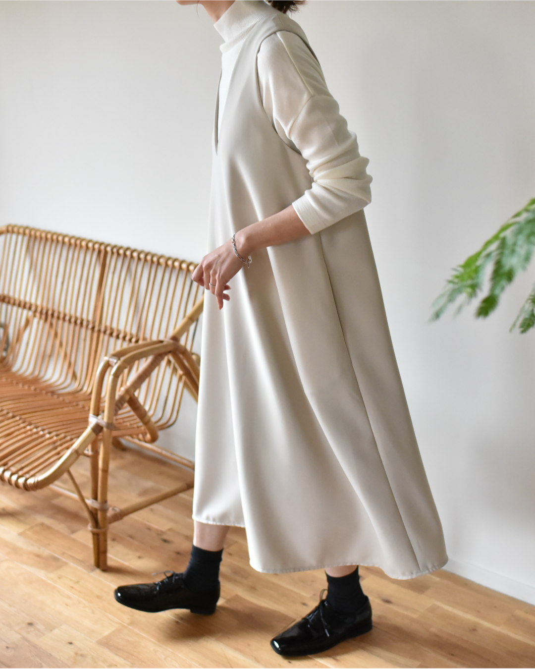 綺麗なシルエットのワンピース – OURHOME 綺麗なシルエットのワンピース – OURHOME