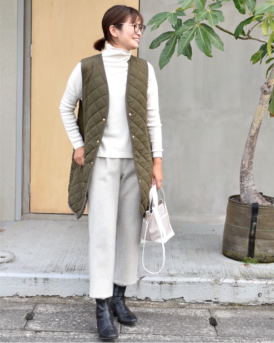 ウール素材のテーパードパンツ – OURHOME ウール素材のテーパードパンツ – OURHOME