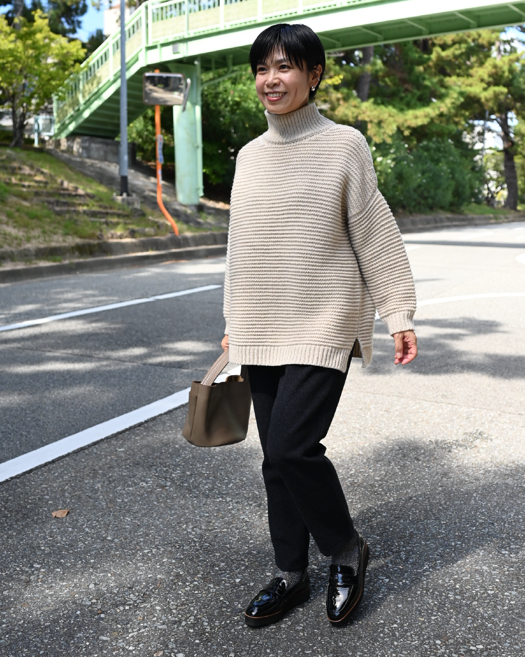 ウール素材のテーパードパンツ – OURHOME ウール素材のテーパードパンツ – OURHOME