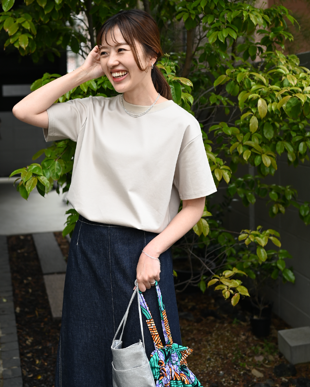 綿100%きれいめ半袖Tシャツ