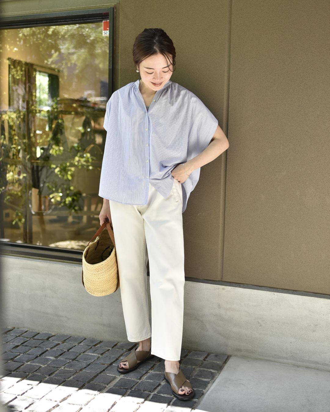 こだわりシルエットのデニムパンツ our こだわりシルエットのデニムパンツ – OURHOME