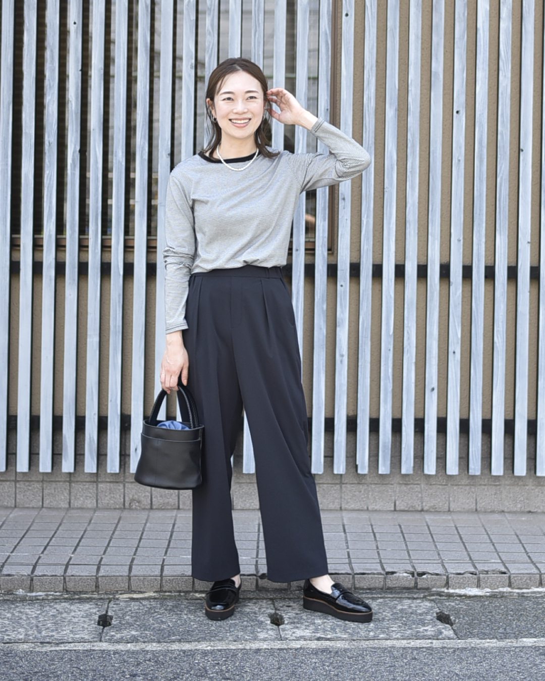 ハリ感タックワイドパンツ(撥水) – OURHOME ハリ感タックワイドパンツ(撥水) – OURHOME