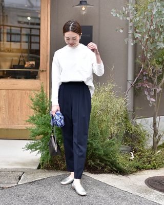 【ourhome】HIRAKU ストレッチテーパードパンツ　ネイビーブラック ストレッチテーパードパンツ｜おしゃれなヨガウェア・スポーツ