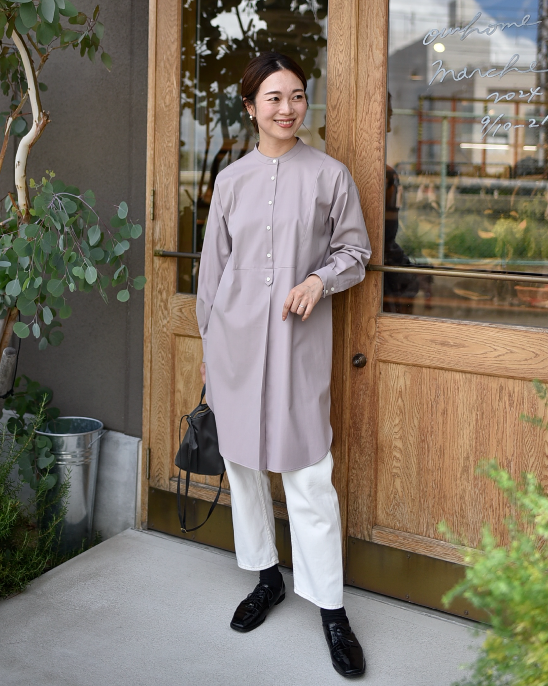 シワになりにくい胸元切り替えロングシャツ – OURHOME
