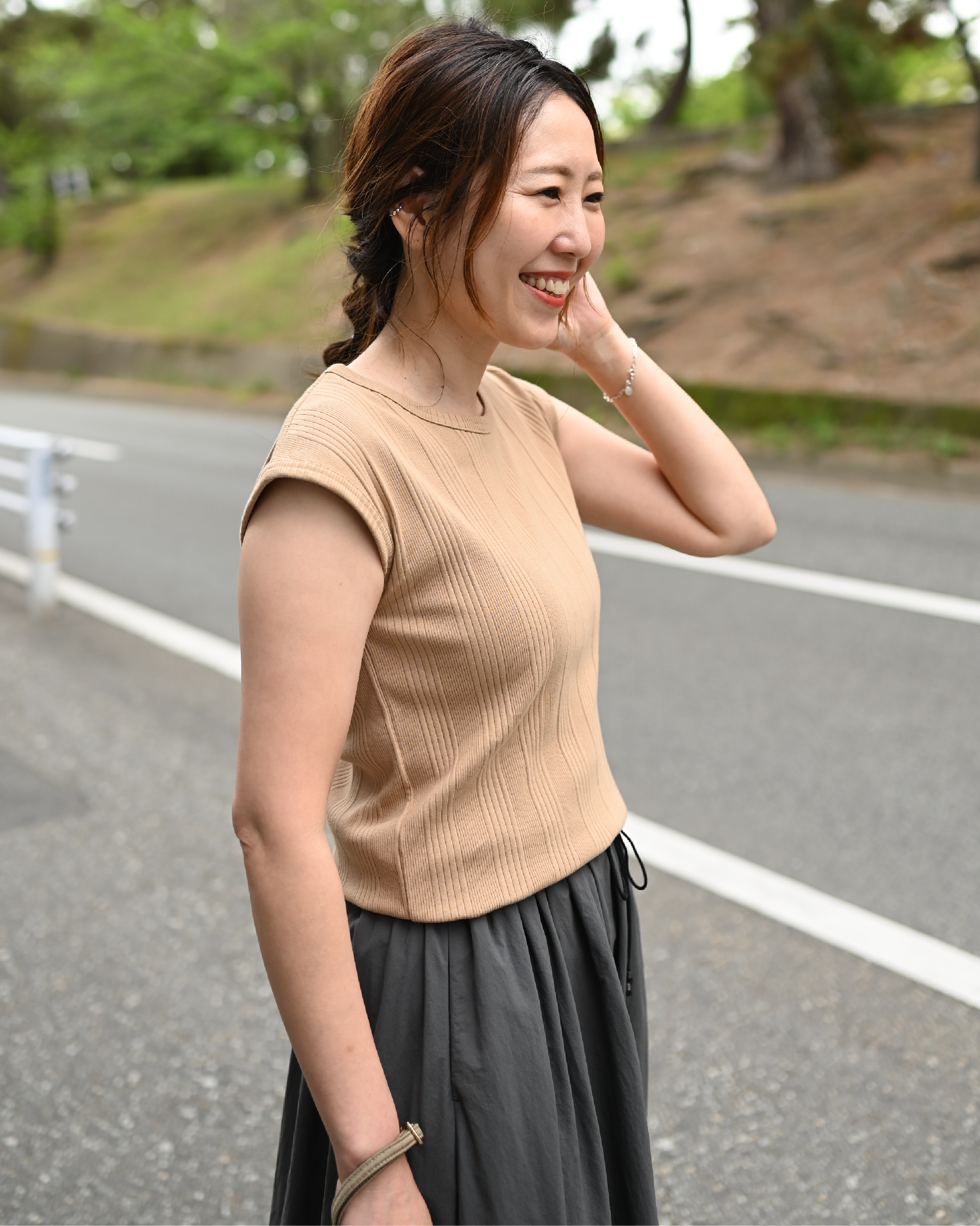 ランダムテレコの細見えタンクトップ – OURHOME ランダムテレコの細見えタンクトップ – OURHOME