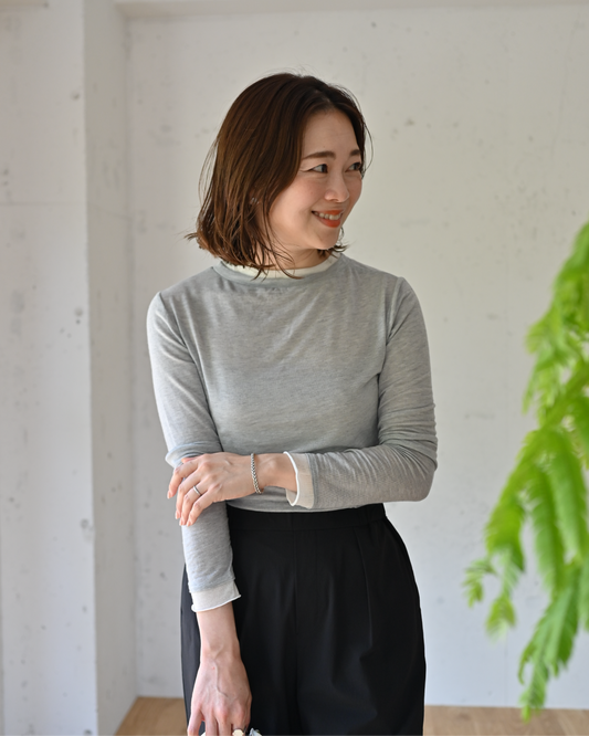 とろけるような肌触り、重ね着風カットソー