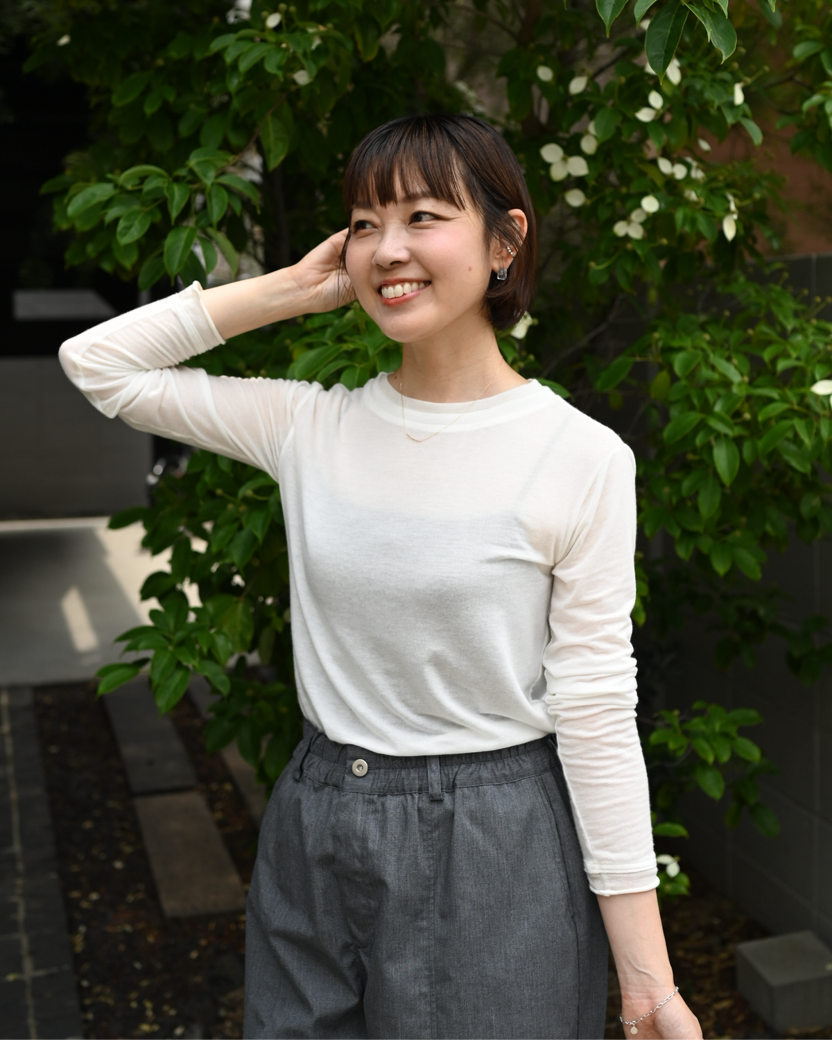 とろけるような肌触り、重ね着風カットソー