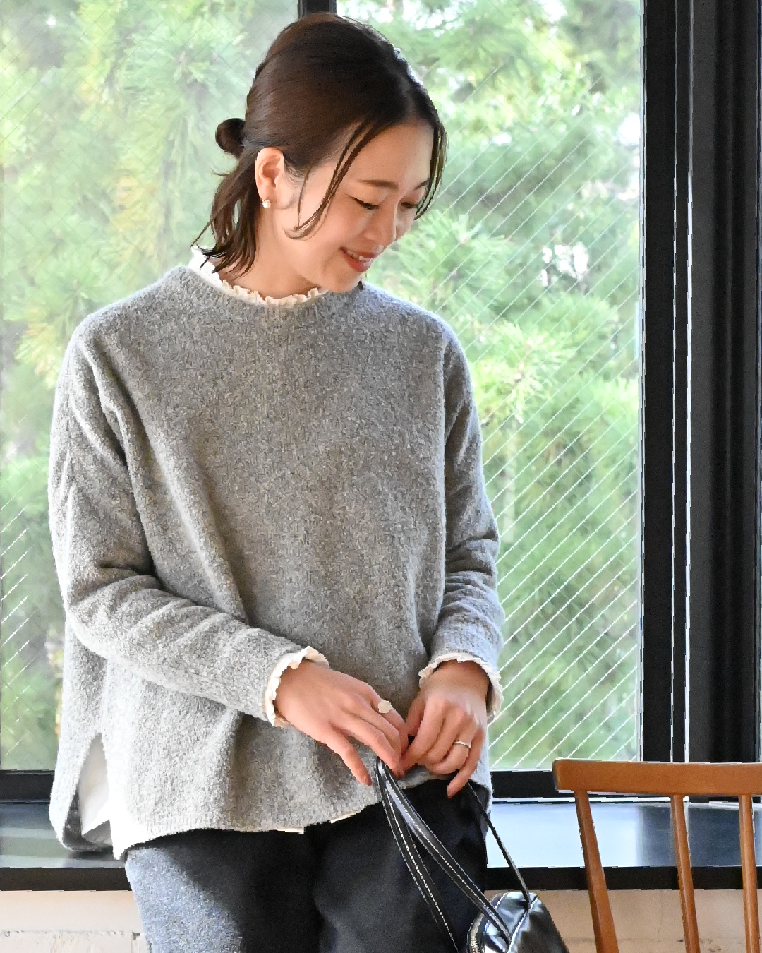 our ゆったりシルエットのあったかブークレニット グレー ゆったりシルエットのあったかブークレニット – OURHOME