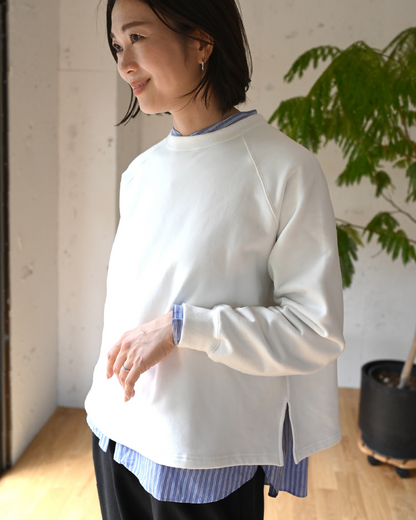 裏毛素材のクルーネックプルオーバー – OURHOME 裏毛素材のクルーネックプルオーバー – OURHOME