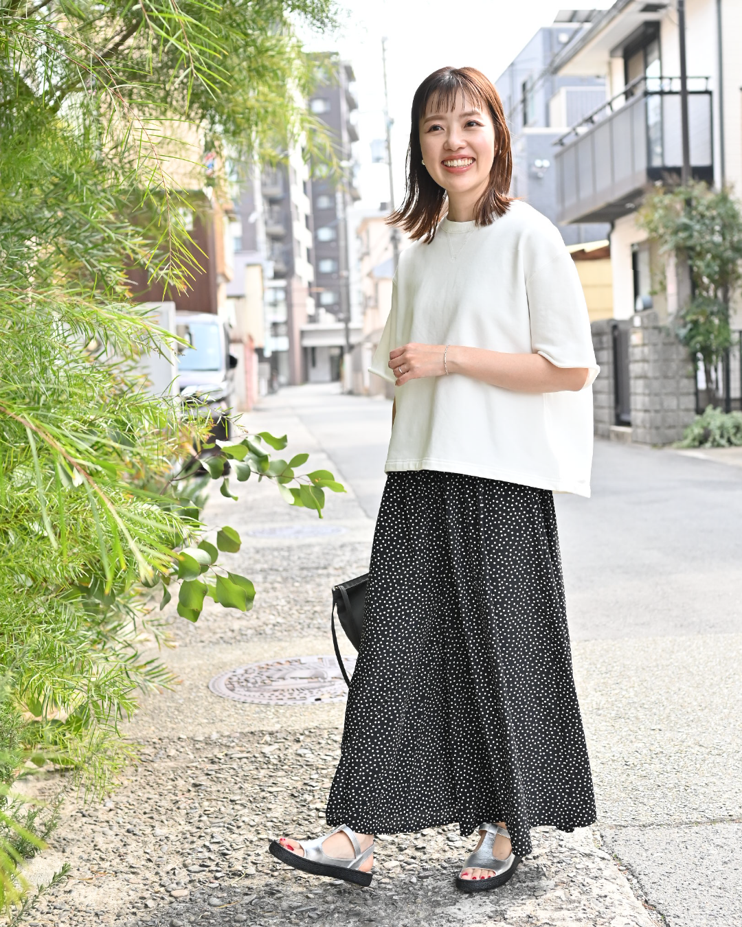 OUR ゆったりフレアワイドパンツ 小花柄 ゆったりフレアワイドパンツ – OURHOME