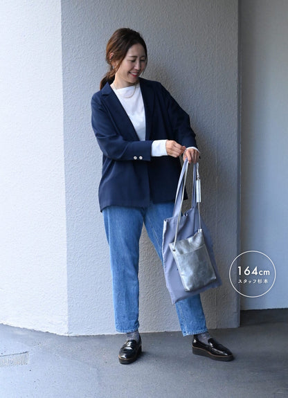 シャリ感素材のシアー長袖プルオーバー